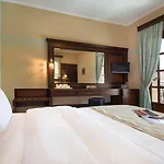 Kastraki Hotel 3*