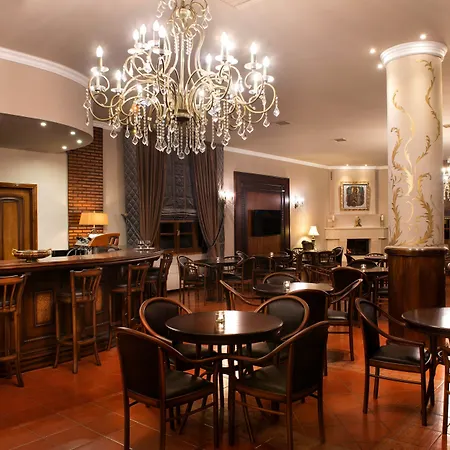 卡斯特拉奇酒店 卡兰巴卡